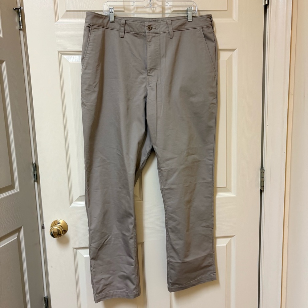 Patagonia Men's Tan Chinos 38x32 NWT